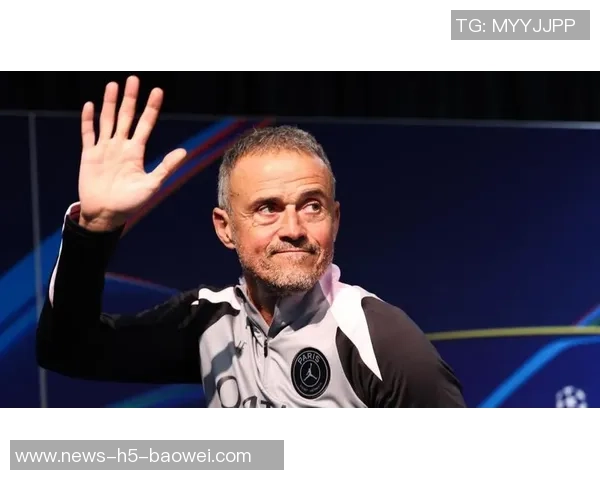 莱昂纳多盛赞巴黎阵容强大恩里克成为球队核心不可或缺 莱昂纳多盛赞巴黎阵容强大恩里克成为球队核心不可或缺